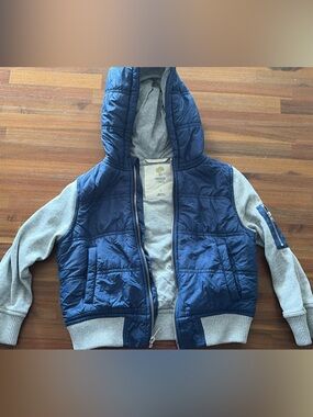 Tucker + Tate Navy Quilted Hooded Bomber with Gray Knit Sleeves